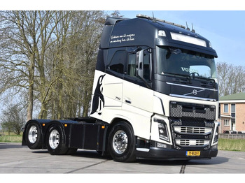 Tractor unit VOLVO FH16 750
