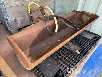 Excavator bucket