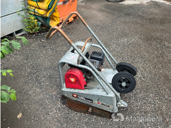 Vibratory plate
