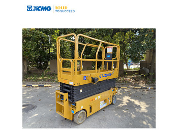 Scissor lift XCMG