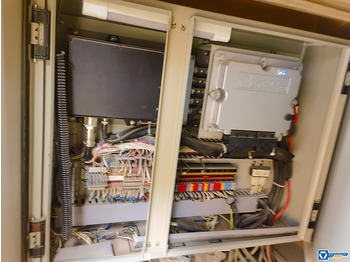 Crawler crane XCMG XGC30T 30ton mini small crawler crane 2016 for sale: picture 2