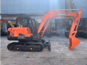 Crawler excavator DOOSAN DX55