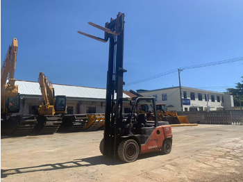 Diesel forklift TOYOTA