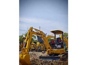 Mini excavator KOMATSU PC35: picture 3