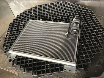 A/C part Liebherr Airco Condensor: picture 3