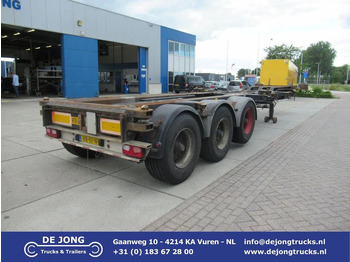 Container transporter/ Swap body semi-trailer RENDERS