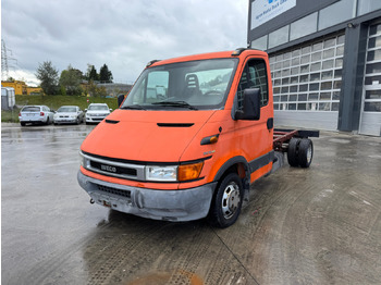 Cab chassis truck IVECO Daily 35c12