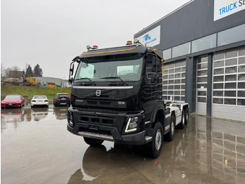 Cab chassis truck VOLVO FMX 540