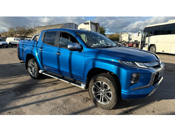 Pickup truck MITSUBISHI L200