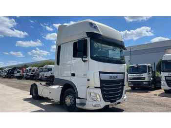 Tractor unit DAF XF 460