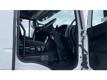 Tractor unit IVECO STRALIS NP 460: picture 5