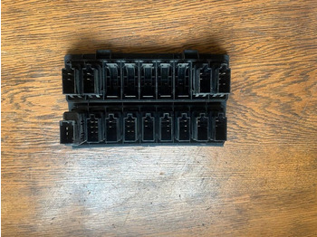 Cab and interior for Truck MAN Armaturenbrett Schalterleiste  Schalter Panel 81.61710.0031: picture 3