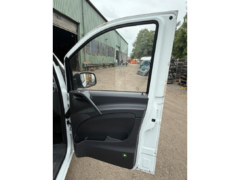 Door and parts for Van Mercedes VITO Beifahrertür Rechts komplett BJ 2012: picture 2