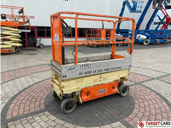Scissor lift JLG