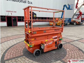 Scissor lift JLG