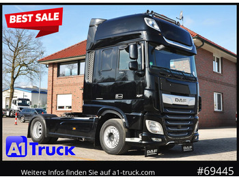 Tractor unit DAF XF 530