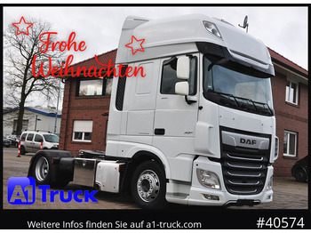 Tractor unit DAF XF 530