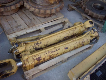 Hydraulic cylinder CATERPILLAR