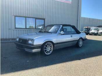 Car OPEL