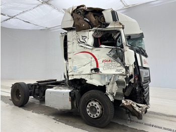 Tractor unit DAF XF 460 Super Space Cab: picture 3