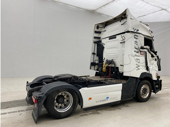 Tractor unit Renault T 480: picture 4
