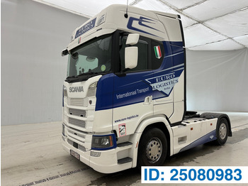 Tractor unit SCANIA S 450