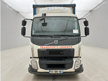 Curtainsider truck Volvo FL 250: picture 2