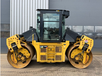Roller CATERPILLAR