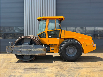Roller DYNAPAC