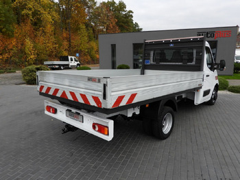 Flatbed van RENAULT MASTER STAKE BODY CRUISE CONTROL NAVIGATION TWIN WHEELS AIR CONDITIONING 130HP: picture 3 Flatbed van RENAULT MASTER STAKE BODY CRUISE CONTROL NAVIGATION TWIN WHEELS AIR CONDITIONING 130HP: picture 3