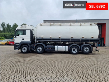 Tank truck MAN TGS 35.440