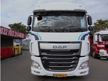 Tractor unit DAF XF 440 EURO 6: picture 2