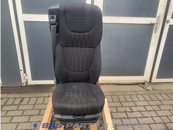 Seat DAF XF 106