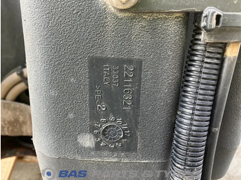 Spare parts for Truck Volvo Volvo AdBlue tank 21232204: picture 5 Spare parts for Truck Volvo Volvo AdBlue tank 21232204: picture 5