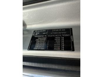Tractor unit Mercedes-Benz Actros 1842LS Kran HMF 2020 bis 18 Meter: picture 4