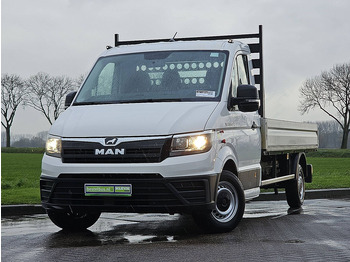 Flatbed van MAN TGE 3.140