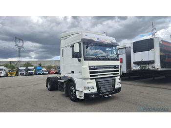 Tractor unit DAF XF 105 460