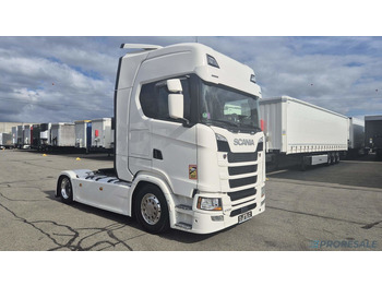 Tractor unit SCANIA S 500