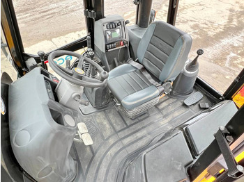 New Backhoe loader JCB 3DX - Telescopic Boom / Hammer Lines / AC - New: picture 5