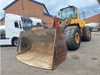 Wheel loader Volvo L220D: picture 3