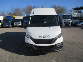 Panel van Iveco Daily 35S16: picture 2
