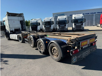 Container transporter/ Swap body semi-trailer Schmitz Cargobull SCF24: picture 5