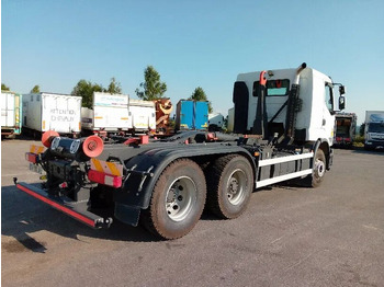 Renault Premium Lander 430dxi on lease Renault Premium Lander 430dxi: picture 2