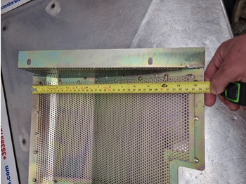 Grill Ford 7910, 7810, 8210 Engine Side Guard, Shield Grill E9nn19n710aa11b: picture 5
