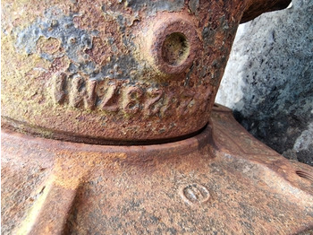 Front axle Massey Ferguson 698, 699, Front Axle Housing Beam 3426235m2: picture 2