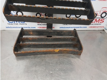 Footstep for Agricultural machinery New Holland Tm, 60, Mxm, Fiat M Series, Foot Step Lhs 82009071, 82007892: picture 3
