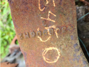 Spare parts for Agricultural machinery Massey Ferguson 5450 Crossshaft Arm Lhs Rhs Assy: picture 5