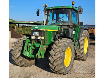 Farm tractor JOHN DEERE 6810