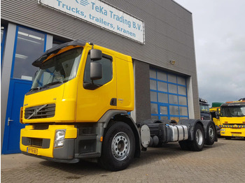 Cab chassis truck VOLVO FE 320