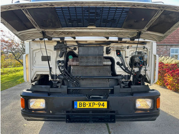 Crane truck MAN 19.272 F90 / NL TRUCK / 4X2 / EURO1 / ATLAS AK140.1-6,2/1 / MANUAL / FIRST OWNER: picture 5 Crane truck MAN 19.272 F90 / NL TRUCK / 4X2 / EURO1 / ATLAS AK140.1-6,2/1 / MANUAL / FIRST OWNER: picture 5